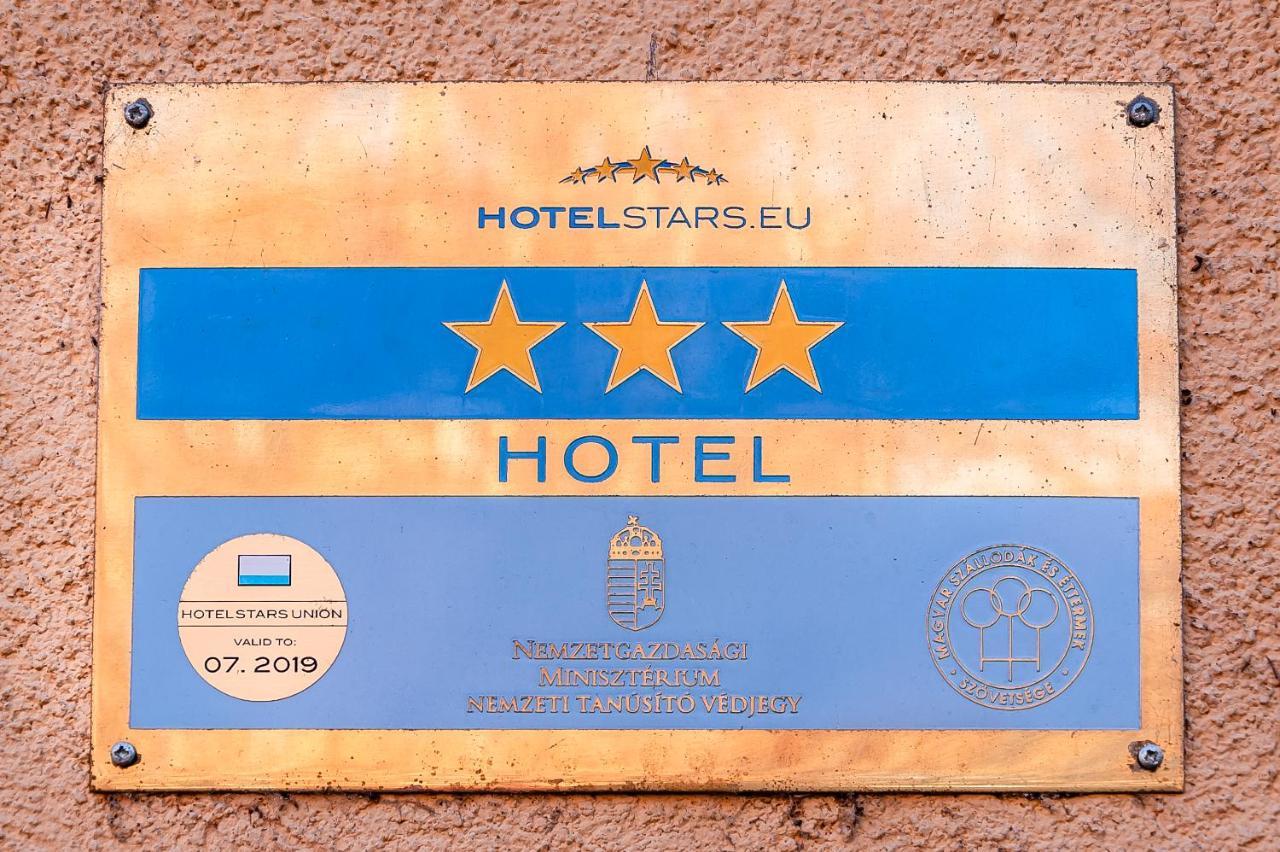 Bástya Hotel Makó Exterior foto